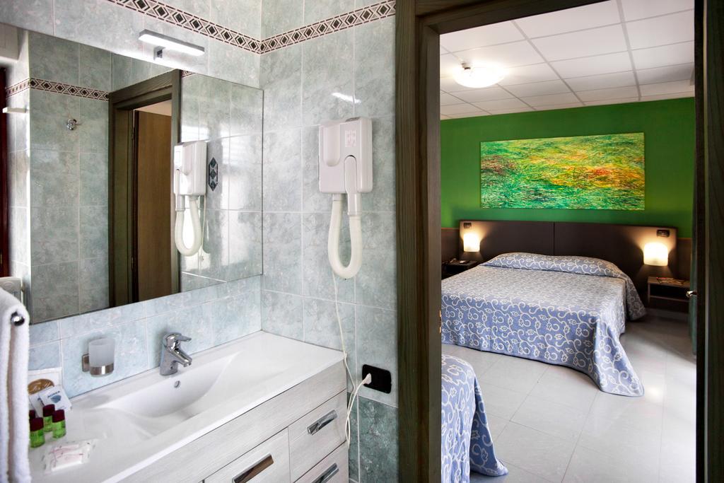 Hotel Cote D'Est Сан Фоча Екстериор снимка
