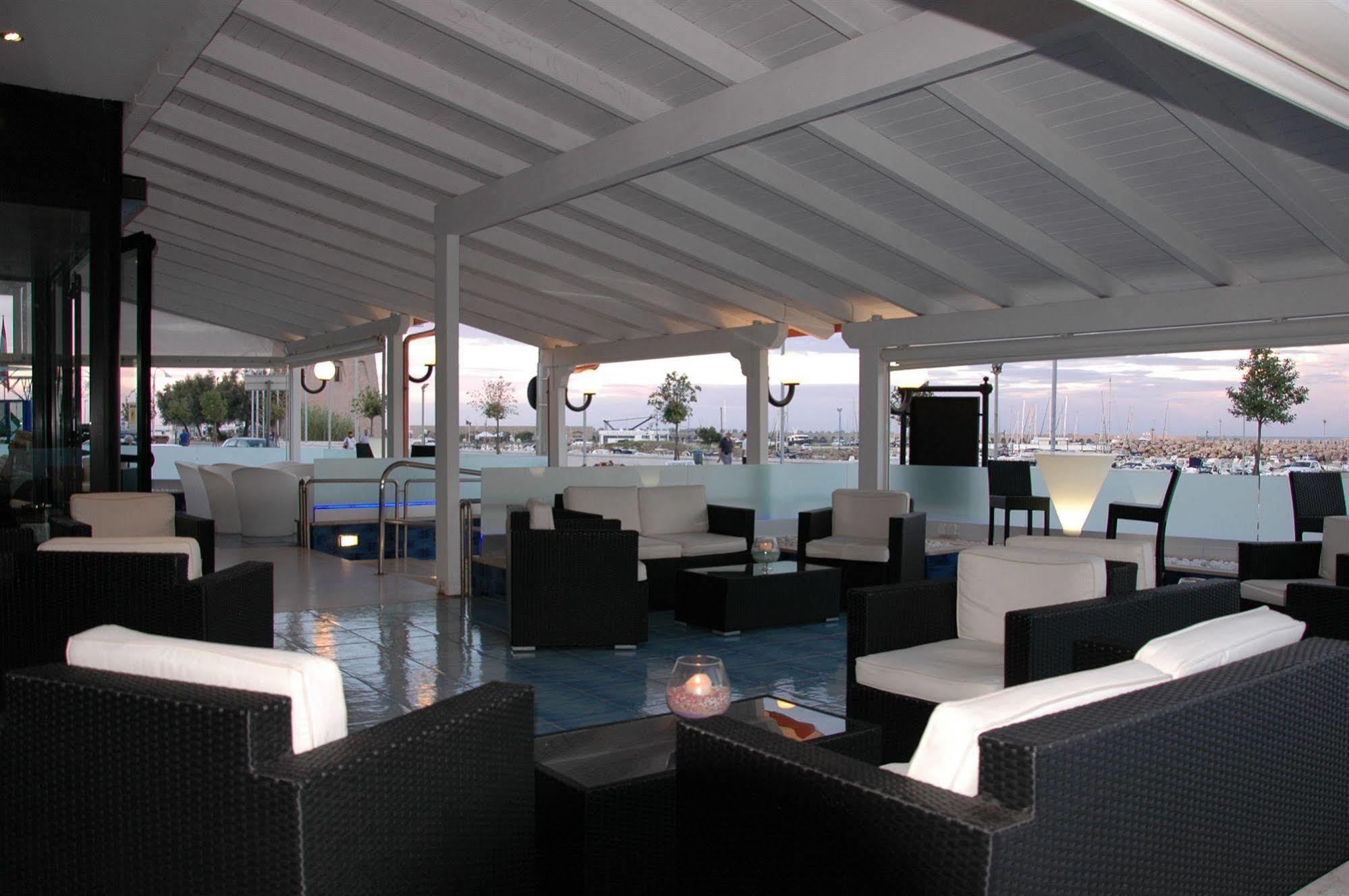 Hotel Cote D'Est Сан Фоча Екстериор снимка